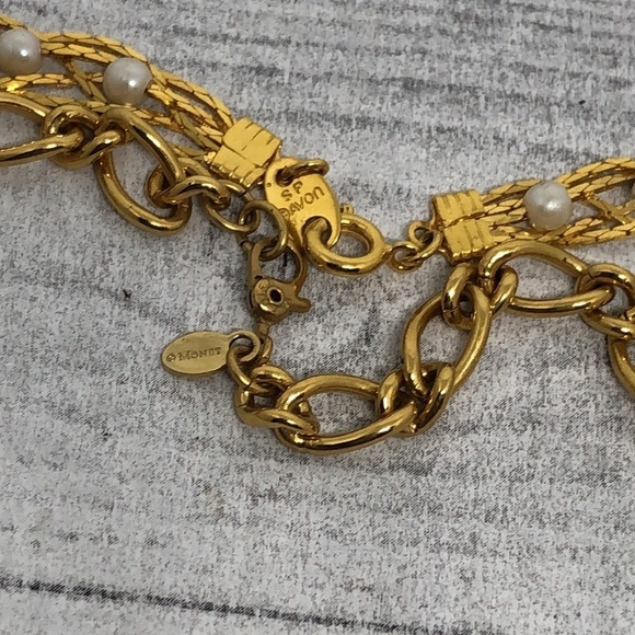 Vintage gold tone costume chain necklaces bundle 2 Monet and Avon layered look. - Picture 4 of 6